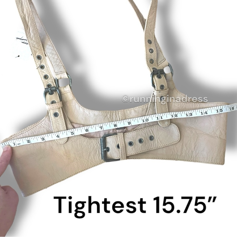 Sold out poshmark glitch do not buy - Picture 11 of 16